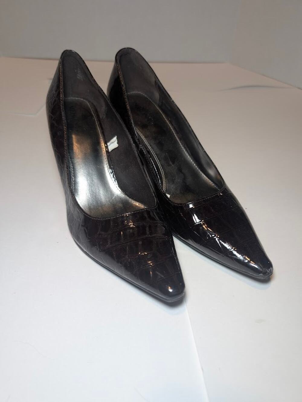 Merona Pumps Dress Shoes Brown Size 7, Faux Leather Snakeskin Heels Pointed Toe